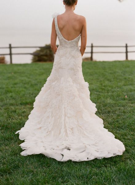 So gorgeous Elizabeth Messina, Gown Inspiration, Gown Photos, A Wedding Dress, Messina, The Vault, Wedding Dress Inspiration, Gorgeous Gowns, Romantic Style