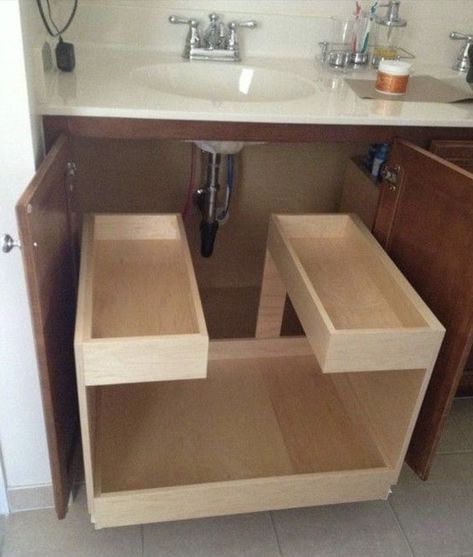 Decorating Above Kitchen Cabinets Ideas, Diy Pull Out Shelves, Diy Kitchen Hacks, Decorating Above Kitchen Cabinets, Kitchen Cabinets Ideas, Sink Organization, Bathroom Storage Hacks, Above Kitchen Cabinets, Kitchen Storage Hacks