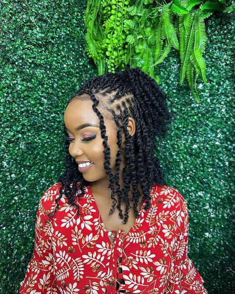 Lush Passion Twists Hairstyle, Short Goddess Passion Twist, Passion Twists Short, Short Passion Twists Hairstyle, Passion Twists With Curls, Goddess Passion Twists, Passion Twists Hairstyle, Hair 2025, Twists Hairstyles