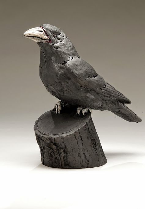 Crow raku. Crow Figurine, Crow Ceramic, Crow Clay Sculpture, Ceramic Raven, Crow Pottery, Crow Sculpture, Crow Totem, Crow Pictures, Clay Birds