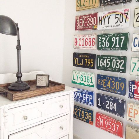 Use shower curtain rings to connect license plates together for a wall hanging. Add some color to your room by displaying vintage license plates. Wall Of License Plates, Hanging License Plates On Wall, License Plate Wall Art, License Plate Decor Wall Art, License Plates On Wall, Vintage License Plate Decor, License Plate Room Decor, College Boy Room, License Plate Wall Decor