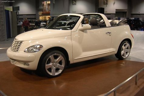 2001 Chrysler PT Cruiser Convertible Image. Photo 2 of 9 Pt Cruiser Aesthetic, Pt Cruiser Convertible, Pt Cruise, Cruiser Car, East La, Sports Wagon, Car Concept, Chrysler Pt Cruiser, Pt Cruiser