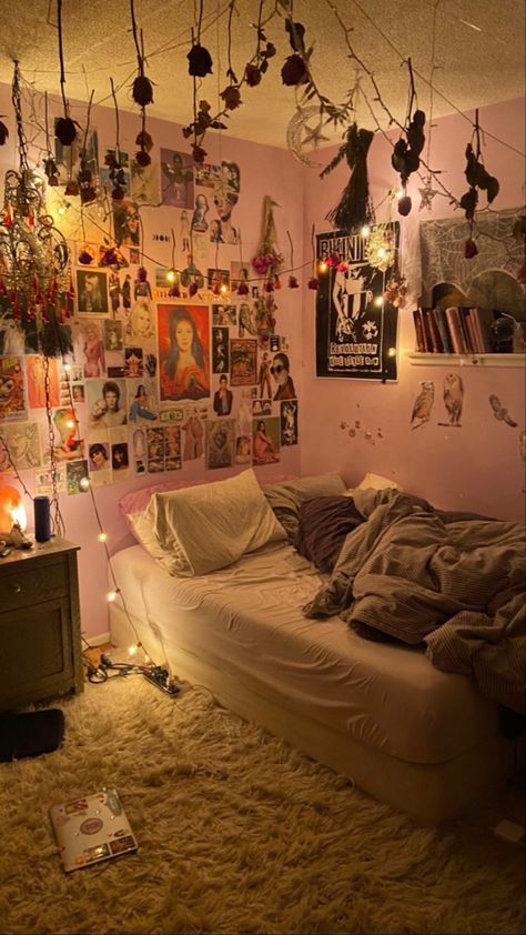 Before And After Room Decor, Danish Bed, Sharing A Room, Styl Grunge, Hippy Room, Chill Room, Grunge Room, Room Goals, Dream House Rooms