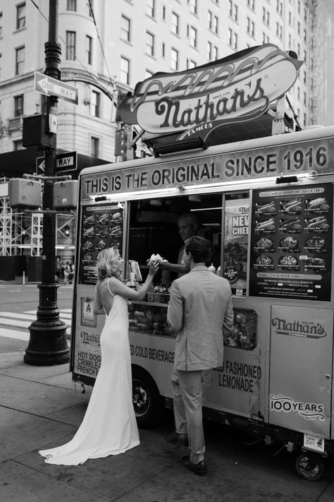 Whats better then eloping in NYC sharing a hotdog while eloping in NYC. Nathans hotdog was the perfect snack! Nyc Date, Elope Nyc, In N Out Wedding Photos, New York Elopement, New York City Elopement, Nyc Elopement Photos, Elope New York, New York Wedding Elopement, Elopement City Photography