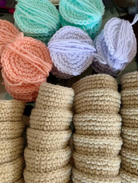 Make Real Money Selling Crochet at Craft Fairs (expert tips) - Little World of Whimsy Best Crochet Items For Craft Fairs, Crochet Craft Market Ideas, Crocheted Items That Sell, Quick Market Crochet Items, Craft Fair Crochet Display, Small Crochet Items For Craft Fair, Crochet Patterns To Sell Craft Fairs, Crochet Items For Craft Fair, Best Selling Crochet Items Craft Fairs