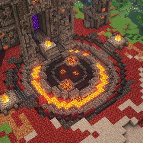 Lava Build Minecraft, Lava House Minecraft, Minecraft Volcano Base, Minecraft Lava Castle, Netherrack Builds, Lava Minecraft Build, Fire Minecraft Build, Nether Fortress Build, Minecraft Dungeon Entrance