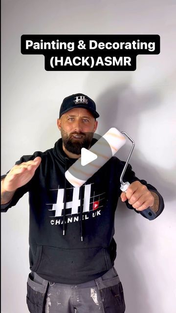 The Home Improvements Channel UK on Instagram: "How To Store Wet Paint Rollers (Hack) ASMR   #how #howto #homeimprovement #hacks #tips #doityourself  #diy #painting #decoration #decorating #lifehacks #asmr #asmrcommunity #reels" Caulking Hacks, Staining Oak Cabinets, Construction Hacks, Paint Hacks, Paint Color Combos, Painting Hacks, Paint Rollers, Diy Handyman, Painting Decoration