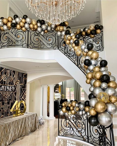 Balloon Decoration on Instagram: “We can bring the Great Gatsby party to your home! 🍸🥰 . . . . . #gatsbyparty #gatsbytheme #gatsbythemedparty #staircasedesign #bdayparty…” 20s Party Decorations, Graduation Garland, Roaring 20s Theme, Mafia Party, Gold Balloon Arch, Gatsby Birthday Party, Gatsby Party Decorations, Masquerade Party Decorations, Speakeasy Party