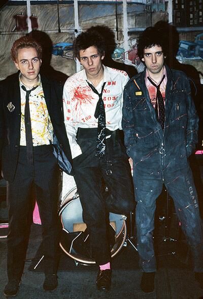 British Punk Fashion, Band Costumes, Punks 70s, Rehearsal Studios, Mick Jones, 70s Punk, British Punk, Punk Movement, 80s Punk