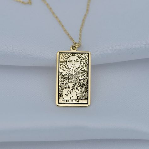 Mens Necklace Fashion, Tarot Necklace, Sun Tarot Card, Tarot Card Necklace, The Sun Tarot Card, Tarot Gifts, The Lovers Tarot Card, The Sun Tarot, Card Necklace