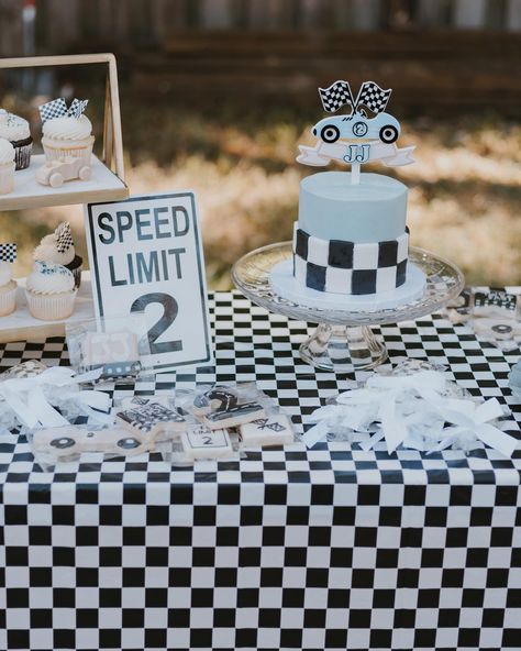 🏁 TWO FAST 🏁 JJ is growing Two Fast!!! Honored to be a part of another birthday for this little cutie!! Thanks @krizianicolephoto for the amazing photos. You always make my creations look 10x better!! 🤍✨ Cake topper by the amazingly talented : @retrograderisingwa • • • #alachua #alachuafl #gainesville #gainesvilleflorida #bestofgainesville #gainesvillecakes #cakesofinstagram #twofast #twofastbirthday #secondbirthday #secondbirthdaycake #gainesvilleevents Two Fast 2 Curious Birthday Cake, Two Fast Two Curious Cookies, First Lap Around The Track Birthday Cake, Two Fast Birthday Ideas, Two Fast Two Curious Birthday Cake, Growing Up Two Fast Birthday Girl, Baby Boy Second Birthday Ideas, Two Fast Cake Birthday, 2 Fast 2 Curious Birthday Cake