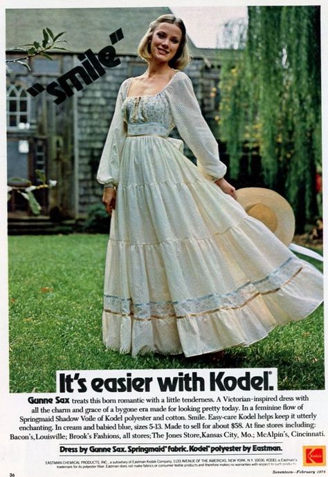 Prairie Fashion, Housewife Dress, 70s Prairie Dress, Southern Fashion, Hollywood Costume, Sweet Clothes, 20th Century Fashion, 1970s Dresses, Gunne Sax