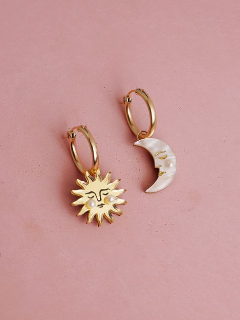 Hoop Charms, Wolf Moon, Funky Jewelry, Pearl Hoop Earrings, Jewelry Lookbook, Sun And Moon, Dream Jewelry, Jewelry Inspo, Pretty Jewellery