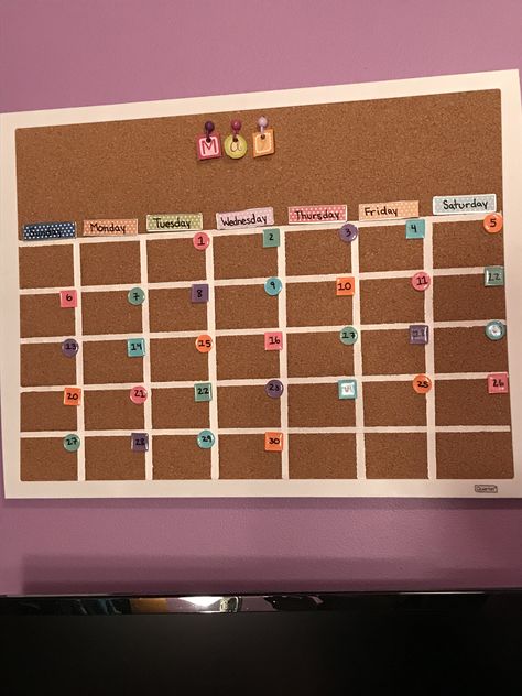 cork-board calendar Cork Board Ideas For Study Table, Cork Board School Organization, Poster Board Calendar Diy, Cork Board Calendar, Corkboard Calendar, Chore Calendar, Wine Cork Memo Board, Cork Board Ideas, Diy Weekly Planner