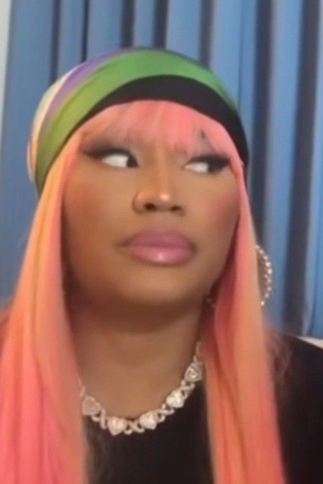 Side Eye Pfp, Side Eyes, Bombastic Side Eye, Ice Spice, Side Eye, Ice And Spice, Nicki Minaj, Happy Quotes, Queen