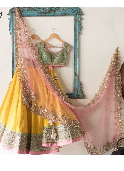 Beautiful Lehenga Designs, Chanderi Silk Lehenga, Gorgeous Lehenga, Beautiful Lehenga, Crystal Work, Haldi Outfits, Pink Dupatta, Silk Lehenga Choli, Lehenga Saree Design