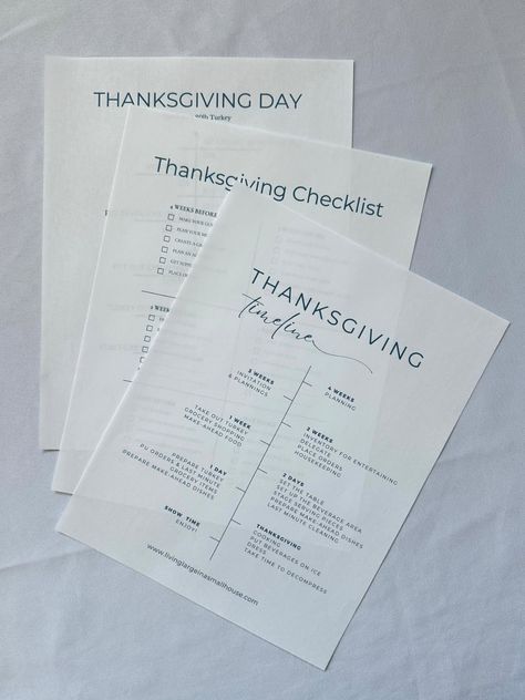 Thanksgiving Prep: A Timeline for a Stress-Free Holiday Thanksgiving Prep Timeline, Thanksgiving Checklist, Thanksgiving Planning, Thanksgiving Prep, Thanksgiving Cooking, Hosting Holidays, Hosting Thanksgiving, Free Thanksgiving, Grocery Items