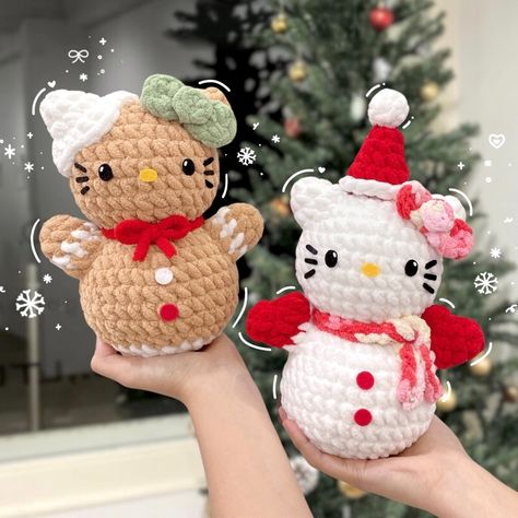 2in1 Gingerbread & Snow Hello Kitty [Digital PDF] - Monua Stuff's Ko-fi Shop - Ko-fi ❤️ Where creators get support from fans through donations, memberships, shop sales and more! The original 'Buy Me a Coffee' Page. Snow Hello Kitty, Snow Crochet, Hello Kitty Crochet, Crochet Christmas Gifts, Crochet Fairy, Crochet Xmas, Crochet Disney, Crochet Business, Hello Kitty Christmas