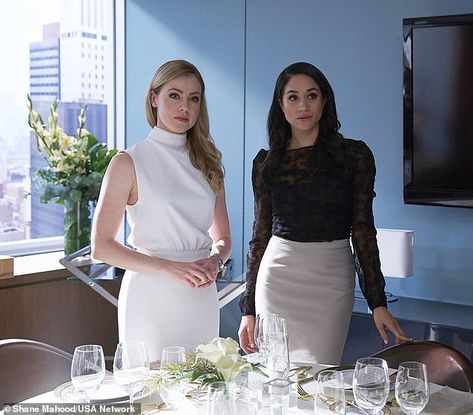 Rachel Zane Outfits, Suits Rachel, Meghan Markle Suits, Estilo Meghan Markle, Princ Harry, Suits Tv, Suits Tv Shows, Suits Series, Lawyer Outfit