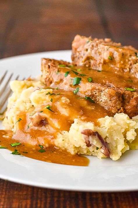 Low Fodmap Crockpot, Dill Veggie Dip Recipe, Good Food Pictures, Pressure Cooker Meatloaf, Meatloaf With Mashed Potatoes, Low Fodmap Snack, Instant Pot Meatloaf, Mashed Potatoes Gravy, Paleo Meatloaf