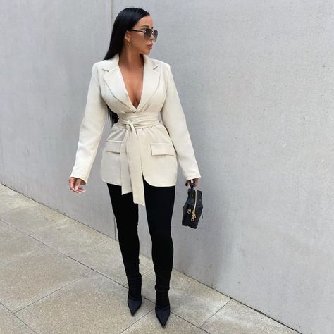 Elegant Fits, Blazer Outfit, Colour Combo, Classy Work Outfits, Classy Casual Outfits, Looks Black, Street Style Chic, Fall Fashion Outfits, Lookbook Outfits