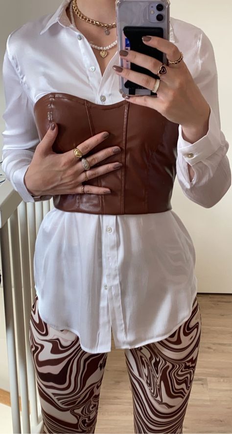 Brown corset outfit swiggle pants Leather Corset Dress Outfit, Brown Leather Top Outfit Ideas, Brown Leather Corset Outfit, Brown Corset Top Outfit, Brown Leather Top Outfit, Layered Corset Outfit, Modest Corset Outfits, Corset Over Button Up, Button Up With Corset