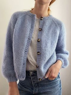 Ladies Cardigan Knitting Patterns, Knit Cardigan Pattern, My Favourite Things, Blue Cardigan, Cardigan Pattern, Sweater Knitting Patterns, Work Tops, Sweater Sale, 가을 패션