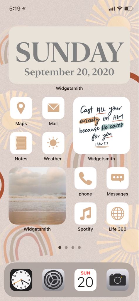 iphone ios14 aesthetic home screen setup. #homescreen #ios14 #iphonebackgrounds Organise Iphone Home Screen, Iphone 12 Widget Layout, Iphone 12 Widget Ideas, How To Widget Iphone, Make Iphone Aesthetic, Iphone App Layout Homescreen Simple, Iphone 12 Home Screen Ideas, I Phone Widget Aesthetic, What’s On My Iphone Aesthetic