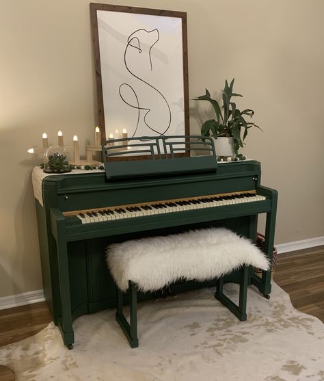 Decorate A Piano, Piano Makeover Diy, Piano Remodel, Refinished Piano Ideas, Painted Pianos Ideas, Maximalist Piano Room, Piano Renovation, How To Decorate A Piano Top, Electric Piano Decor