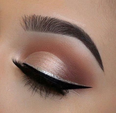 Make Up Diy, Halloween Make-up Looks, Make Up Designs, Eye Makeup Images, Natural Prom Makeup, Drag Make-up, Wedding Eye Makeup, Alat Makeup, Prom Eye Makeup