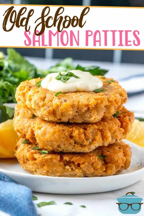 Salmon Cakes With Canned Salmon Southern, Canned Salmon Patties Recipe Easy, Can Salmon Recipes Easy, Salmon Patties Recipe Canned, Salmon Cakes With Canned Salmon, Country Dinners, Southern Salmon Patties, Best Salmon Patties, Cook Ham