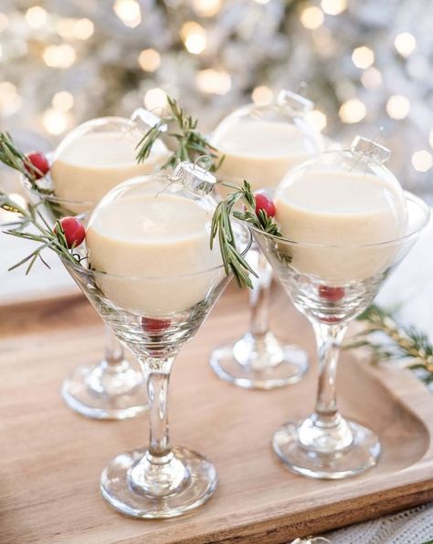 Fireball Eggnog, Fireball Candy, Elf Themed Christmas Party, Holiday Margaritas, Eggnog Cocktail, Christmas Cocktails Easy, Xmas Drinks, Christmas Drinks Alcohol Recipes, Christmas Eggnog