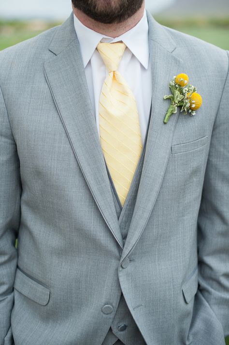 Groom in Yellow and Gray | Country Club Wedding Elegance in Arizona's Desert Mountains | Leslie Ann Photography Bee Wedding Theme, Grey Tuxedo Wedding, Pale Yellow Bridesmaid Dresses, Pale Yellow Weddings, Light Yellow Weddings, Green Tux, Grey Tux, Wedding In Arizona, Light Yellow Dresses