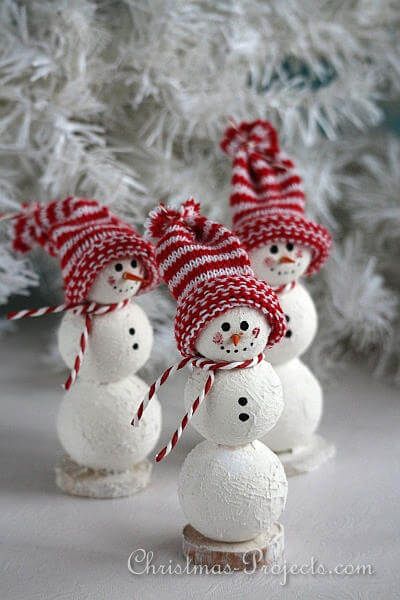 Styrofoam Balls Crafts And Ornaments For Christmas Free Christmas Crafts, Snowman Crafts Diy, Snowman Craft, Free Christmas Gifts, Snow People, Shabby Christmas, Christmas Craft Projects, Christmas Crafts For Gifts, Snowman Decorations