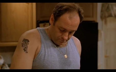 Gandolfini as Tony Soprano Tony Soprano Tattoo, Sopranos Tattoo, Tiger Tattoo Ideas, Modern Tattoo Ideas, Finger Tattoo Ideas, Tattoo Sites, James Gandolfini, C Tattoo, Tony Soprano