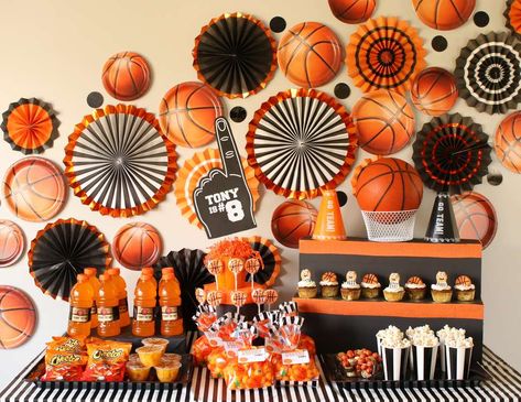 Basketball Birthday Party Basketball Birthday Party Ideas, Basketball Birthday Party, Basketball Party Favors, Boy Teen, Basketball Birthday Parties, Basketball Party, Basketball Theme, Basketball Birthday, Plates Diy