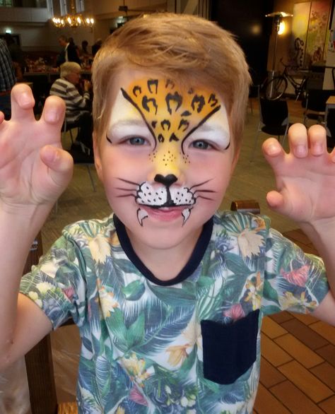 Safari Animal Face Paint, Cheetah Face Paint Kids Easy, Leopard Face Paint Easy, Zoo Face Paint, Zoo Animal Face Paint, Cheetah Face Paint Easy, Face Painting Leopard, Safari Face Paint, Easy Cheetah Face Paint