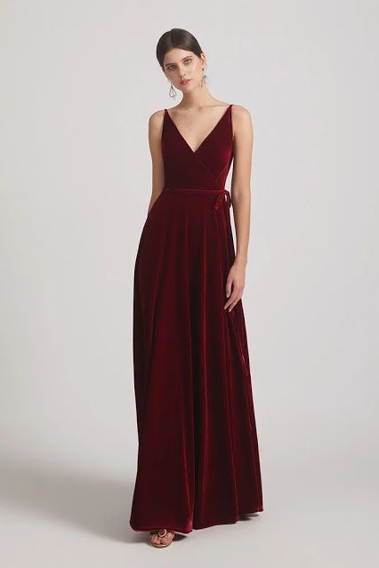 Top 5 velvet bridesmaid dresses from Alfabridal! | Pimenta de Açúcar Dresses Inverted Triangle, Bridesmaid Dresses Flowy, Faux Wrap Dress Pattern, Wrap Bridesmaid Dresses, Ruffle Velvet Dress, Inexpensive Bridesmaid Dresses, Patterned Bridesmaid, Patterned Bridesmaid Dresses, Velvet Bridesmaid