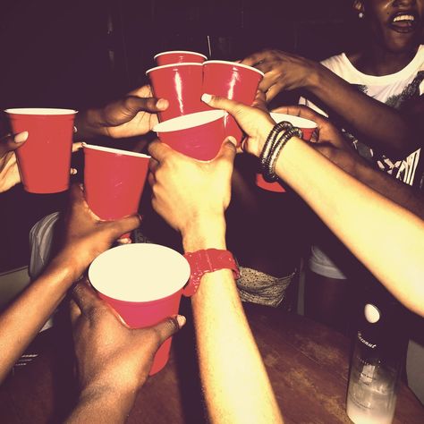 If North Carolina Universities Were Alcohol American Party, Young Wild Free, Frat Parties, College Parties, Red Cups, Perfect Party, The Girl Who, House Party, A Group