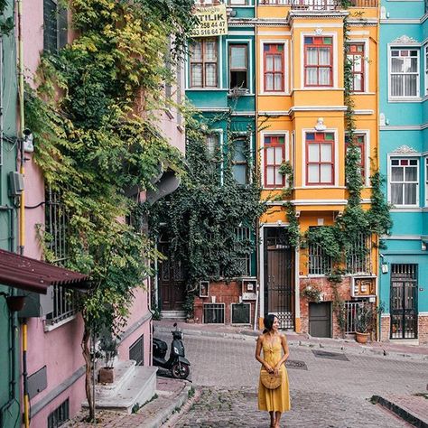 The small neighborhood of Balat is one of the most colorful (and charming) districts in Instanbul, Turkey. #istanbil #turkey Istanbul Pictures, Umbrella Street, Istanbul Travel Guide, Istanbul Turkey Photography, Turkey Travel Guide, Visit Istanbul, Istanbul Photography, Istanbul Travel, Hagia Sophia