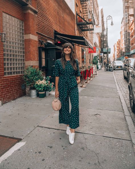 Jumpsuit Styling Ideas, Jumpsuit With Sneakers, Marianne Sides, Jumpsuit Styling, Dots Outfit, Checked Pants, Midi Dress Outfit, Nyfw Runway, Jumpsuit Style