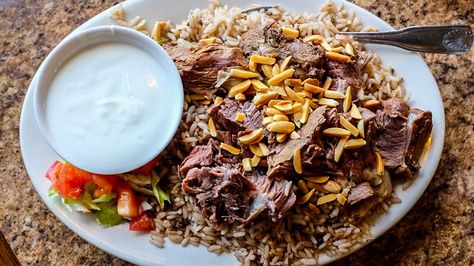 The Dearborn restaurant maintained its spot for a second year in a row Best Restaurants In Detroit, Buddys Pizza, Healthy Travel Food, Detroit Food, Recipe Icon, Restaurant Dishes, Chicken Shawarma, Fine Dining Restaurant, Fine Food