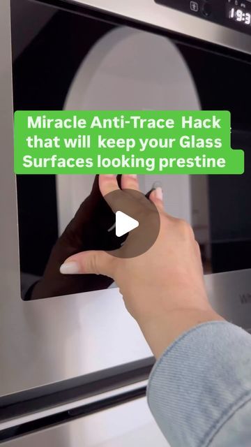 Home Harmony Tips | I’ve got the perfect recipe for you to keep those pesky fingerprints off your glass surfaces. No more unbearable smudges! 🙌

Introducing... | Instagram How To Clean A Mirror, Glass Cleaning, Cleaning Kitchen Cabinets, Streak Free Mirror Cleaner, Vinegar Glass Cleaner, Miracle Cleaner, Mirror Cleaner, Trick Words, Homemade Cleaning Supplies