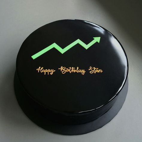 Stock Market Cake Design, Trading Cake Design, Stock Market Cake Ideas, Share Market Theme Cake, Crypto Cake, Chocolate Entremet, Cake Design For Men, Cake Cafe, Unique Birthday Cakes