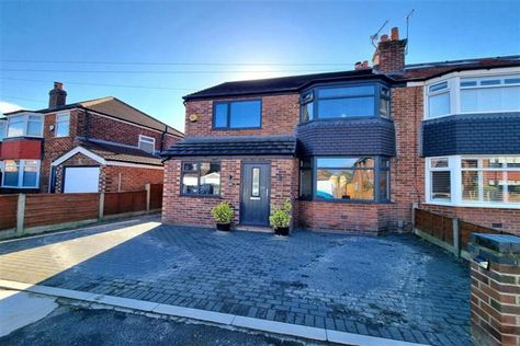 Check out this 5 bedroom semi-detached house for sale on Rightmove House Semi Detached, 1930 Semi Detached House Exterior, Detached House Extension, Semi Detached House Extension, House Front Ideas, House Extension, Semi Detached House, Semi Detached, Detached House