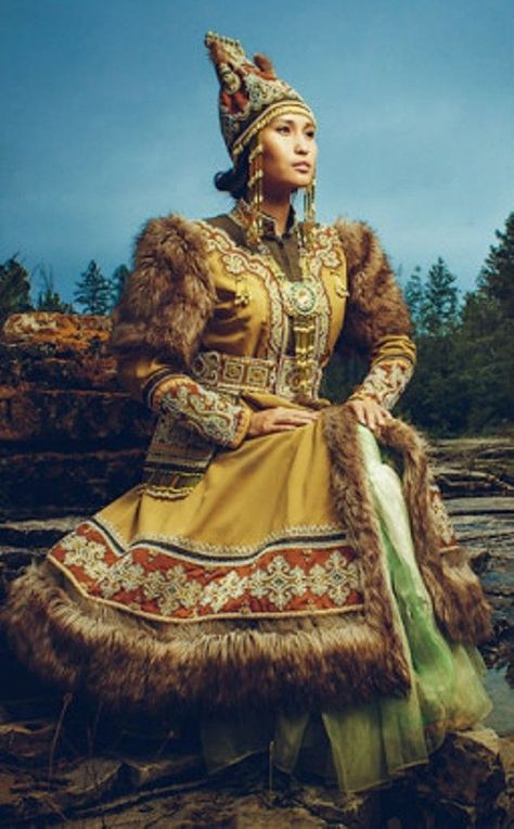 Siberian national costumes Yakutia Russia Siberian Traditional Clothing, Siberian Clothing, Siberian Culture, National Costume, National Dress, Folk Dresses, Ethnic Dress, Traditional Fashion, Folk Costume