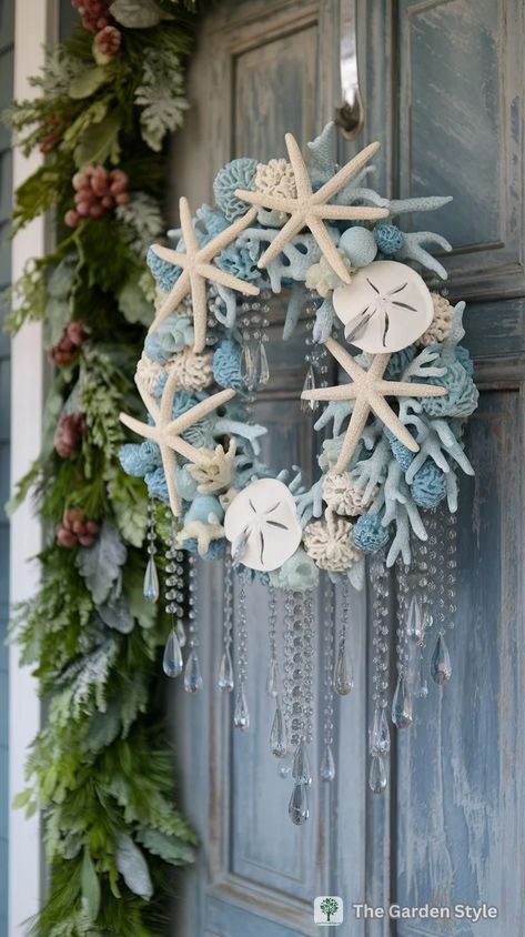 Creative Christmas Wreath Ideas for a Welcoming Front Door - The Garden Style Coastal Wreath Diy, Coastal Christmas Wreath, Seaside Wreath, Coastal Wreaths, Welcoming Front Door, Seashell Art Diy, Christmas Wreath Ideas, Christmas Quilling, Diy Christmas Wreath