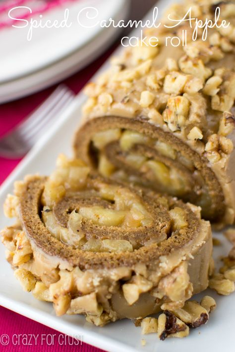 Spiced Caramel Apple Cake Roll - the BEST cake roll flavor combo ever! | crazyforcrust.com Apple Cake Roll, Crazy For Crust, Caramel Apple Cake, Cake Roll Recipes, Best Cake, Roll Cake, Apple Desserts, Cake Roll, Apple Cake