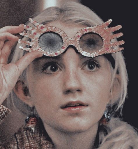 Luna Love Good, Luna Lovegood Harry Potter, Luna Lovegood, Harry Potter Series, Harry Potter, Filter, Sunglasses