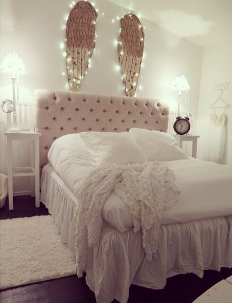 Versace Vuitton Angel Bedroom, White Bed, Shabby Chic Bedroom, Girl Bedroom Designs, Shabby Chic Bedrooms, Chic Bedroom, Living Room Grey, Dream Rooms